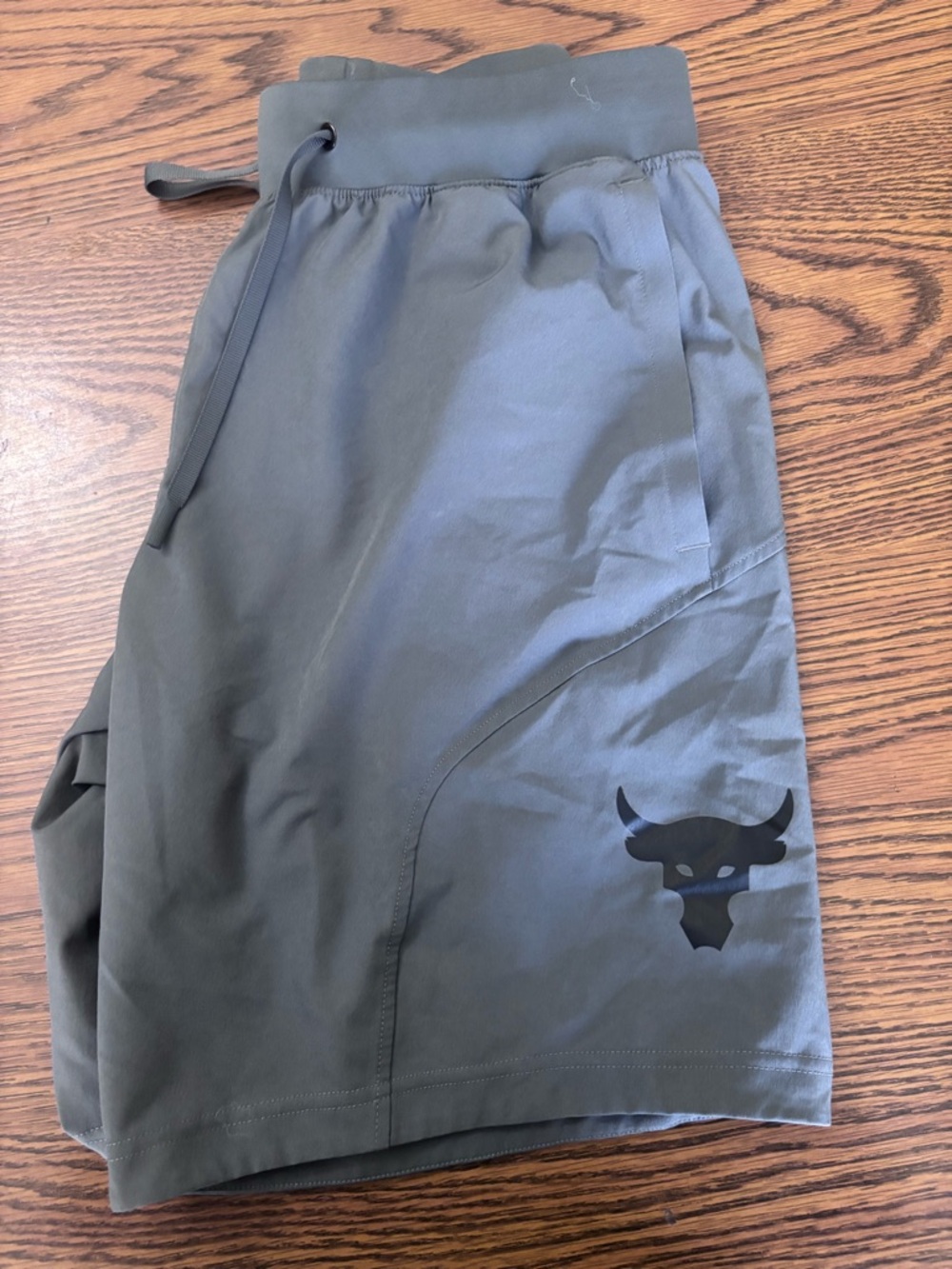 Men’s under amour shorts the rock